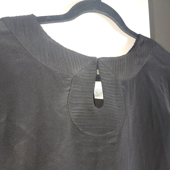 NWT Chicos 100% Silk Sz M Black Long Sleeve Pleated Loop Neck Dressy Blouse Top - Picture 2 of 7